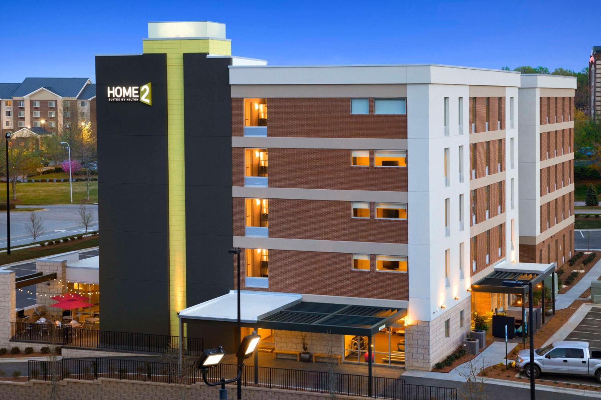 Home2 Suites By Hilton Greensboro Airport, Nc Bagian luar foto